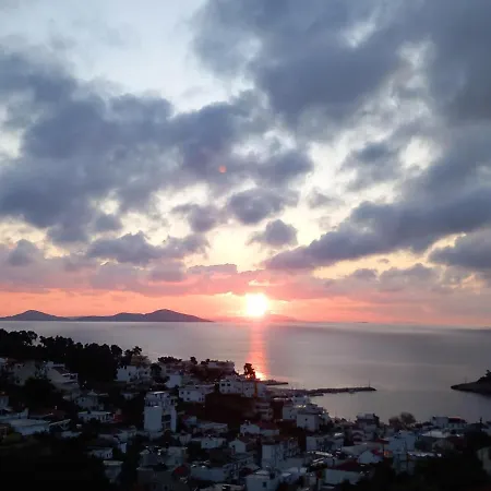 το σπιτι τησ ανατολησ * Patitiri